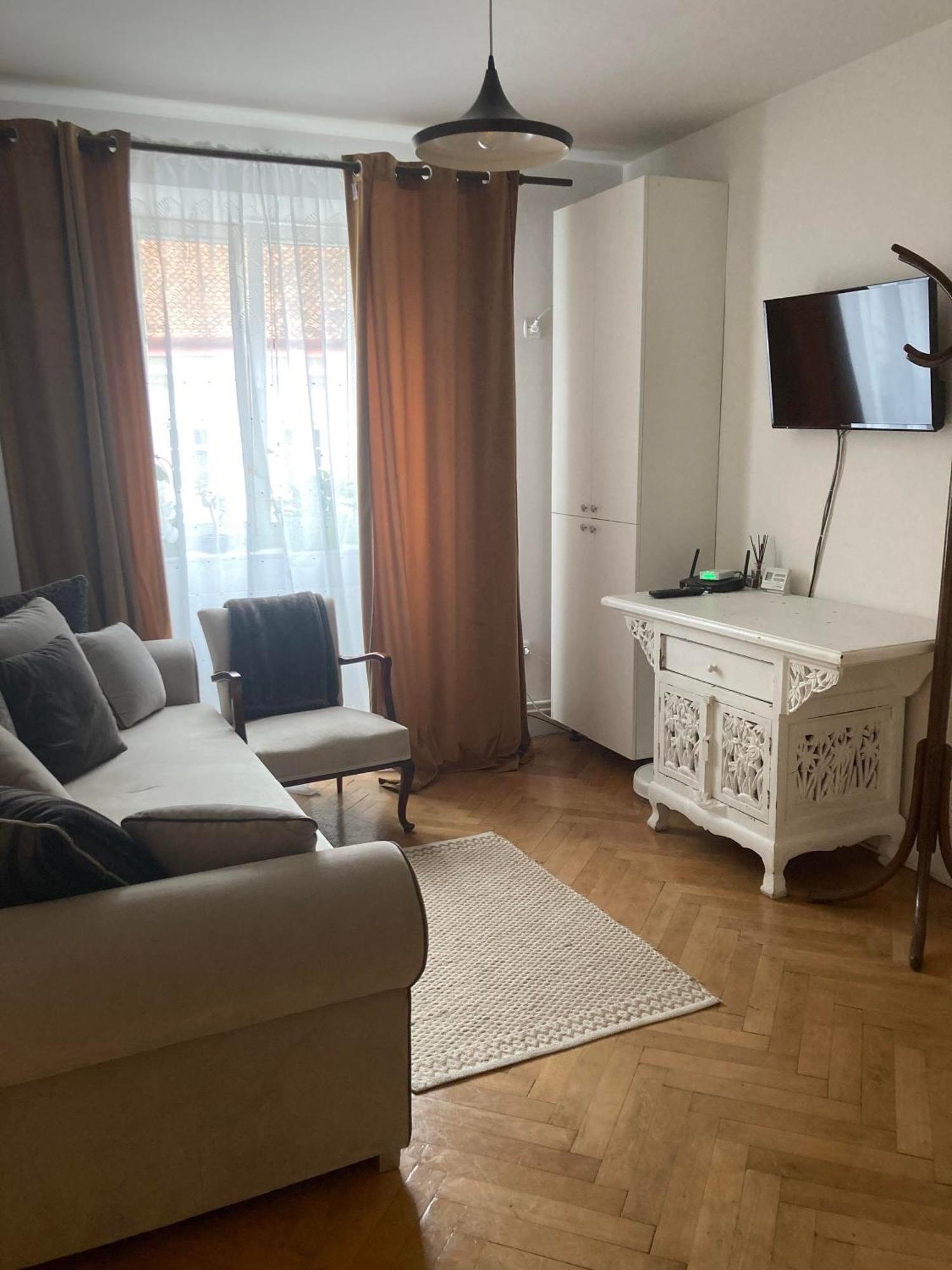 Valentina'S Apartment In City Center 布拉索夫 外观 照片